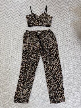 Women’s Wren Leopard Print Straight Leg Pants & Crop Top